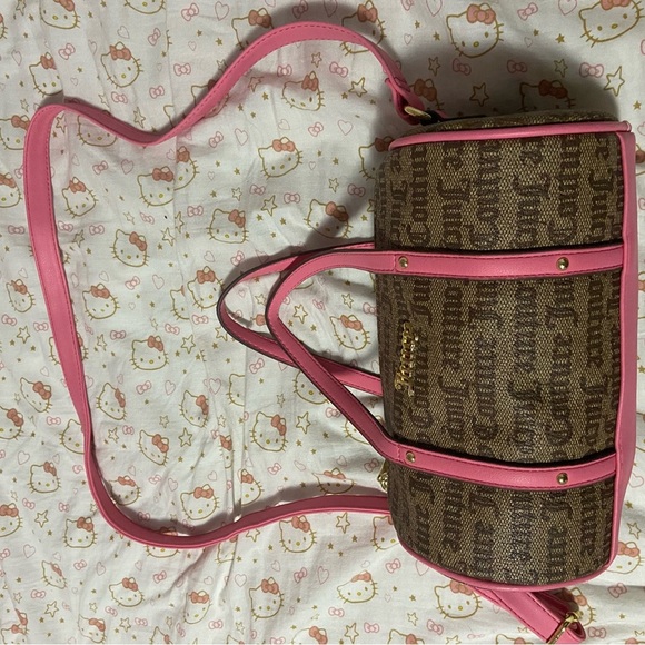 Juicy Couture Handbags - Juicy Couture Cross body Y2K Purse